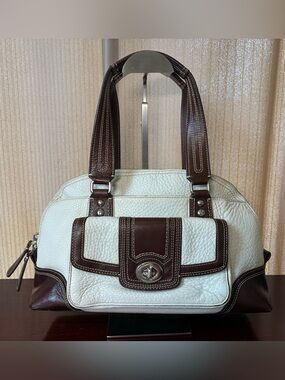Coach Hampton Buckle Leather Shoulder Bag